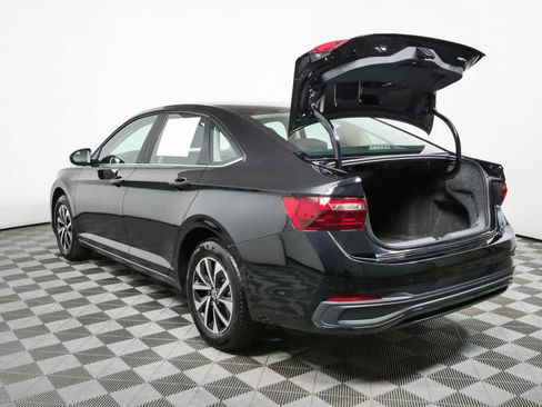 Used 2026 Volkswagen Jetta S FWD image 28