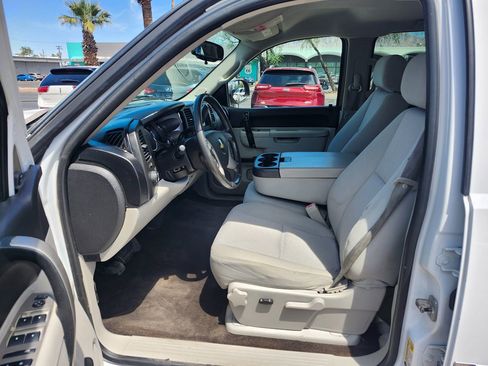 Used 2011 Chevrolet Silverado 1500 LT w/ Regional Value Package RWD image 13