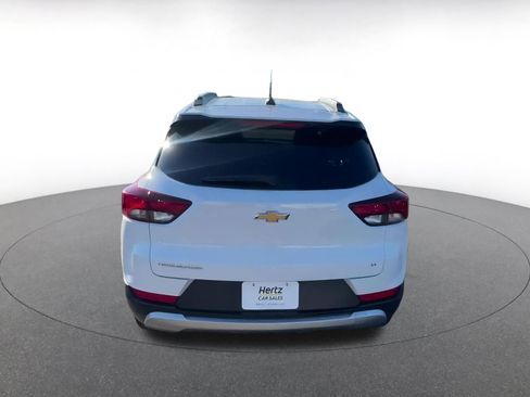 Used 2025 Chevrolet TrailBlazer LT image 12