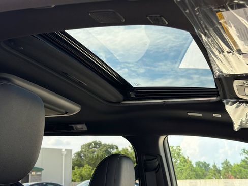 New 2026 Toyota Sienna Platinum AWD/4WD image 12