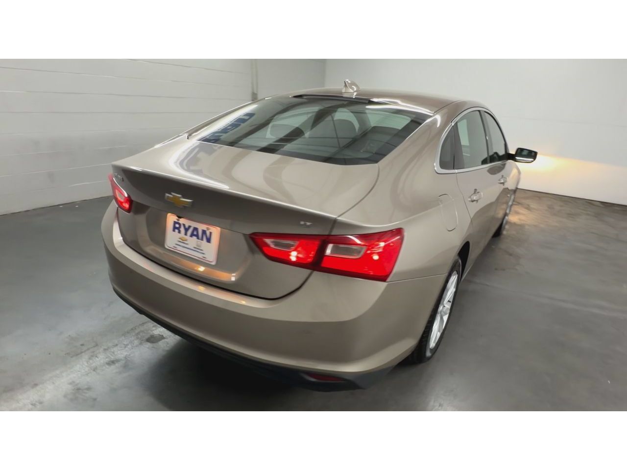 Certified 2025 Chevrolet Malibu LT FWD image 8