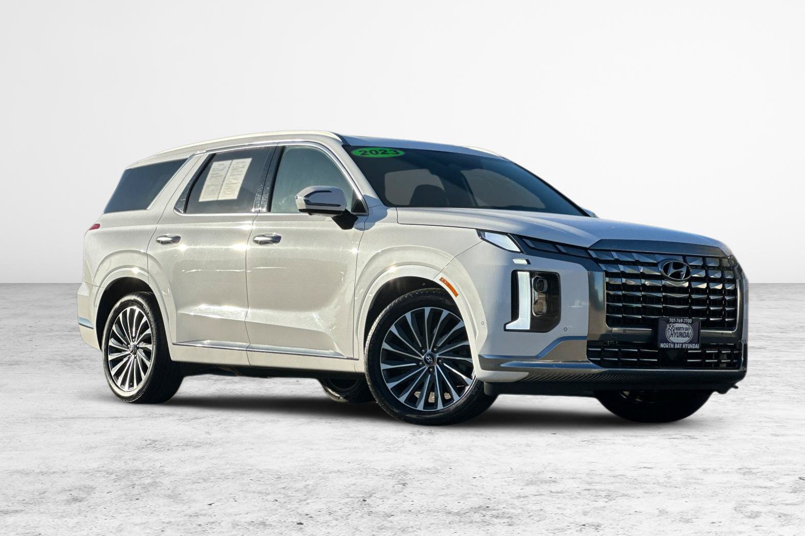 Certified 2023 Hyundai Palisade Calligraphy AWD/4WD image 2