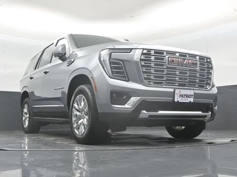 Used 2025 GMC Yukon Denali AWD/4WD image 54