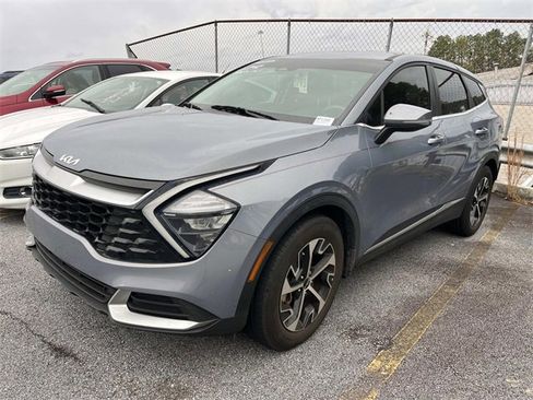 Used 2023 Kia Sportage EX image 3