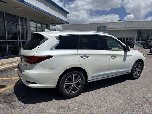 Used 2017 INFINITI QX60 FWD w/ Premium Plus Package image 8