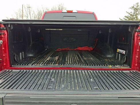 Used 2019 Ford F150 Lariat image 31