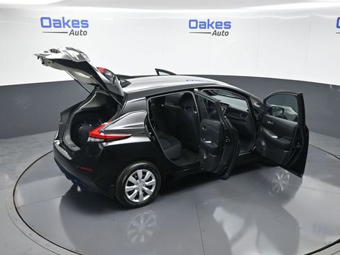 Used 2022 Nissan Leaf S image 55