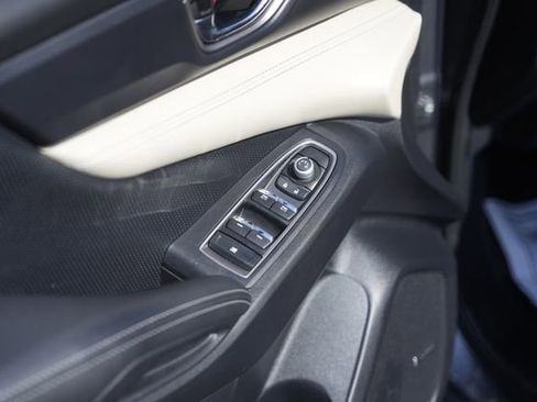 Used 2022 Subaru Ascent Limited w/ Technology Package image 29