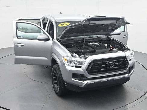 Used 2022 Toyota Tacoma SR AWD/4WD image 45