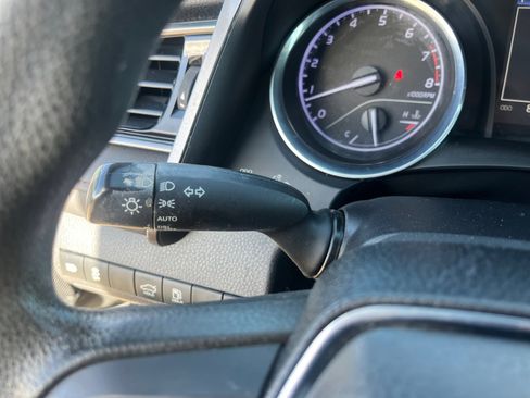 Used 2019 Toyota Camry LE image 12