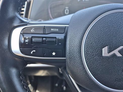 Used 2024 Kia Sportage EX AWD/4WD image 19