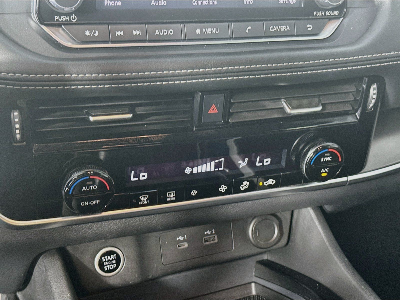 Used 2021 Nissan Rogue SV AWD/4WD image 15