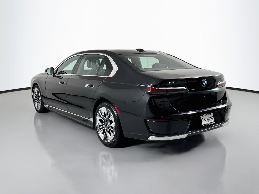Used 2023 BMW i7 xDrive60 AWD/4WD image 8