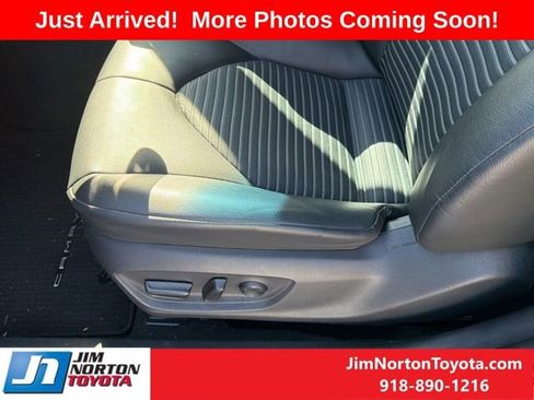 Used 2018 Toyota Camry SE image 10