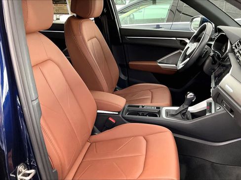 Used 2022 Audi Q3 2.0T Premium Plus image 8