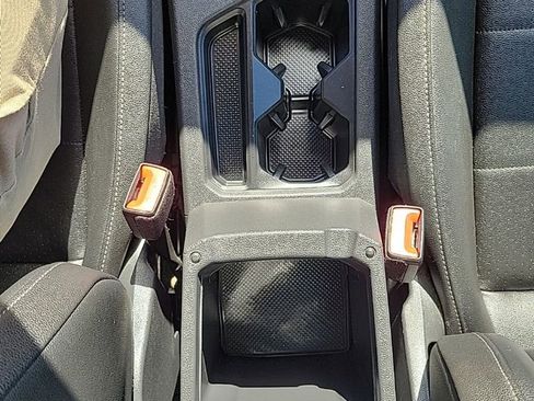 Used 2019 Volkswagen Tiguan SE AWD/4WD image 10