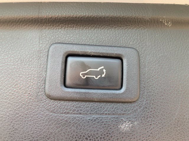 Used 2019 Subaru Outback 3.6R Limited AWD/4WD image 6