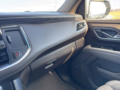 Used 2023 GMC Yukon SLT image 26