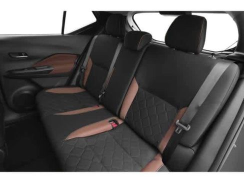 Used 2019 Nissan Kicks SR w/ Exterior Package image 15