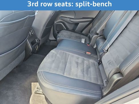 Used 2024 Mitsubishi Outlander SE image 21