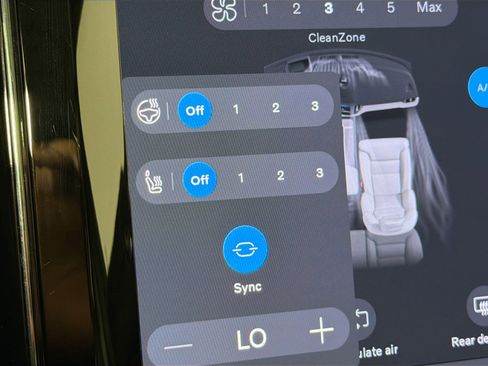 Certified 2024 Volvo XC60 B5 Core w/ Climate Package image 21