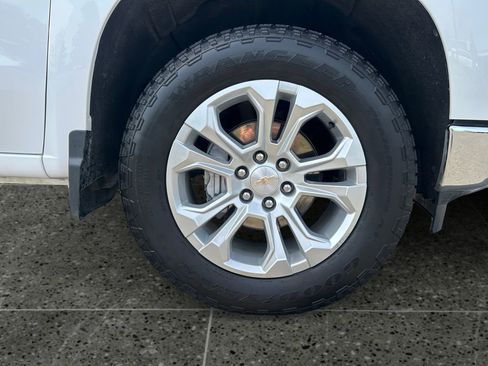 Used 2024 Chevrolet Silverado 1500 LTZ image 9