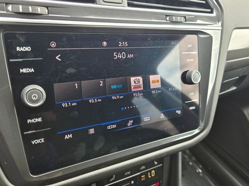 Certified 2023 Volkswagen Tiguan SE image 20