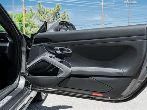 Used 2014 Porsche 911 GT3 RWD image 39