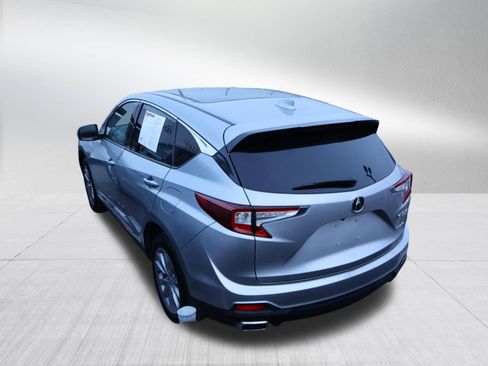 Used 2023 Acura RDX SH-AWD image 5