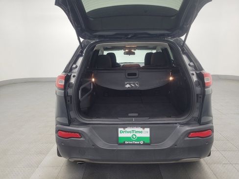 Used 2016 Jeep Cherokee 75th Anniversary FWD image 29
