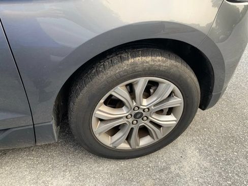 Used 2024 Ford Edge Titanium AWD/4WD image 8
