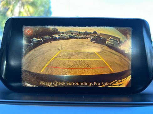 Used 2017 MAZDA MAZDA6 Sport image 16