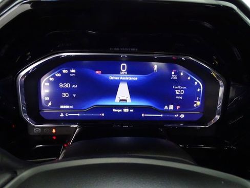 Used 2023 Chevrolet Silverado 1500 LTZ image 17