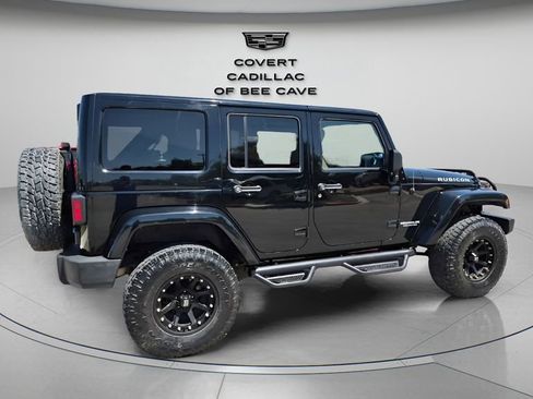 Used 2013 Jeep Wrangler Unlimited Rubicon w/ Connectivity Group image 10