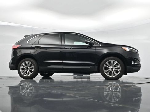 Used 2024 Ford Edge Titanium AWD/4WD image 32