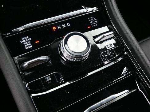 Used 2024 Jeep Grand Cherokee L Overland image 20