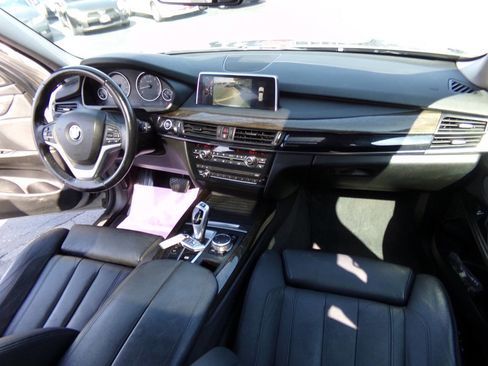 Used 2016 BMW X5 xDrive50i w/ Dynamic Handling Package image 26