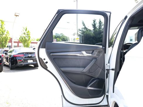 Used 2021 Audi SQ5 Premium Plus w/ Premium Plus Package AWD/4WD image 27