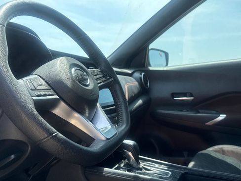 Used 2021 Nissan Kicks SR FWD image 36