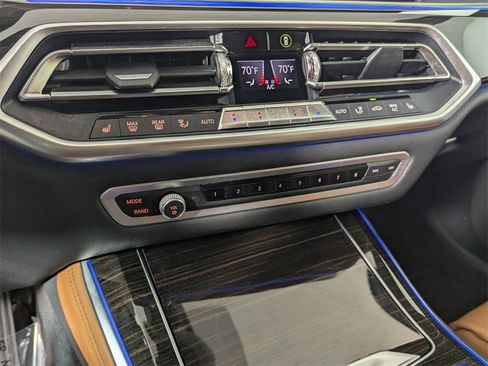 Used 2019 BMW X5 xDrive40i w/ Premium Package 2 image 19