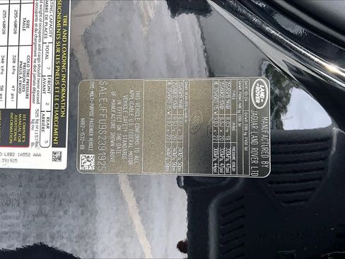 Used 2025 Land Rover Defender 130 S AWD/4WD image 31