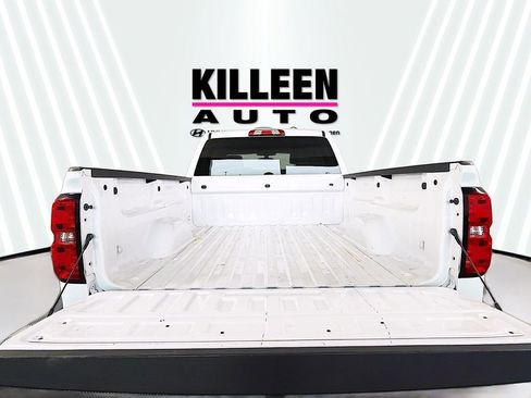 Used 2018 Chevrolet Silverado 1500 W/T w/ Trailering Package image 26