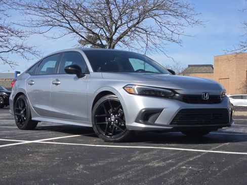 Certified 2023 Honda Civic Sport image 2