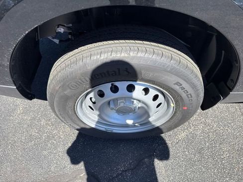 New 2026 Ford Maverick XL AWD/4WD image 13