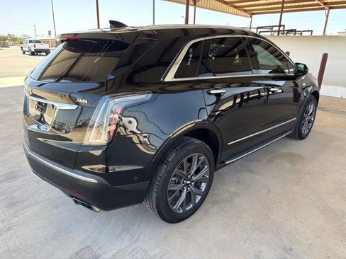 Used 2019 Cadillac XT5 Premium Luxury w/ Sport Package FWD image 8