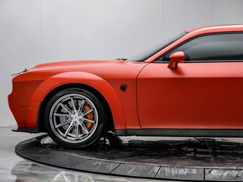 Used 2022 Dodge Challenger SRT Hellcat image 10