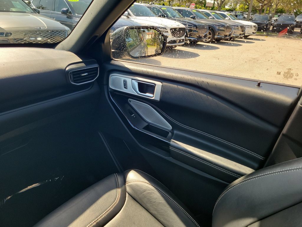Used 2022 Ford Explorer ST w/ Equipment Group 401A AWD/4WD image 13