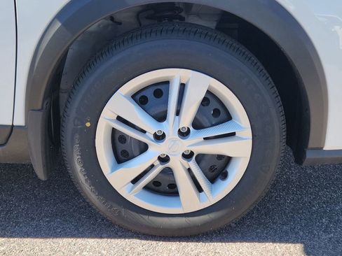 New 2025 Nissan Kicks Play S image 15