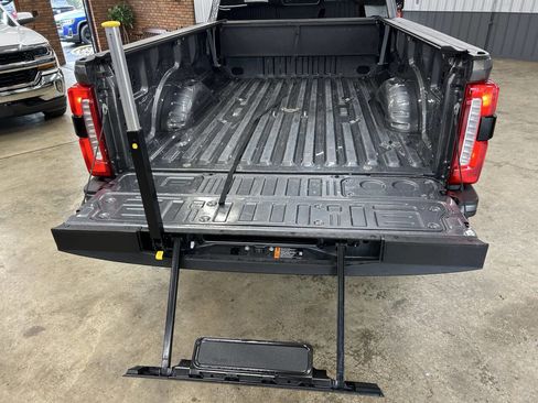 Used 2024 Ford F250 Lariat w/ Lariat Ultimate Package image 20