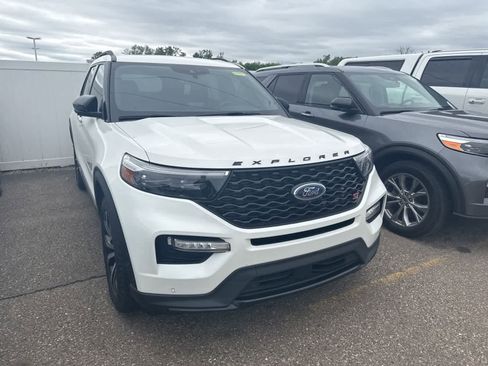 Used 2021 Ford Explorer ST w/ Equipment Group 401A AWD/4WD image 5
